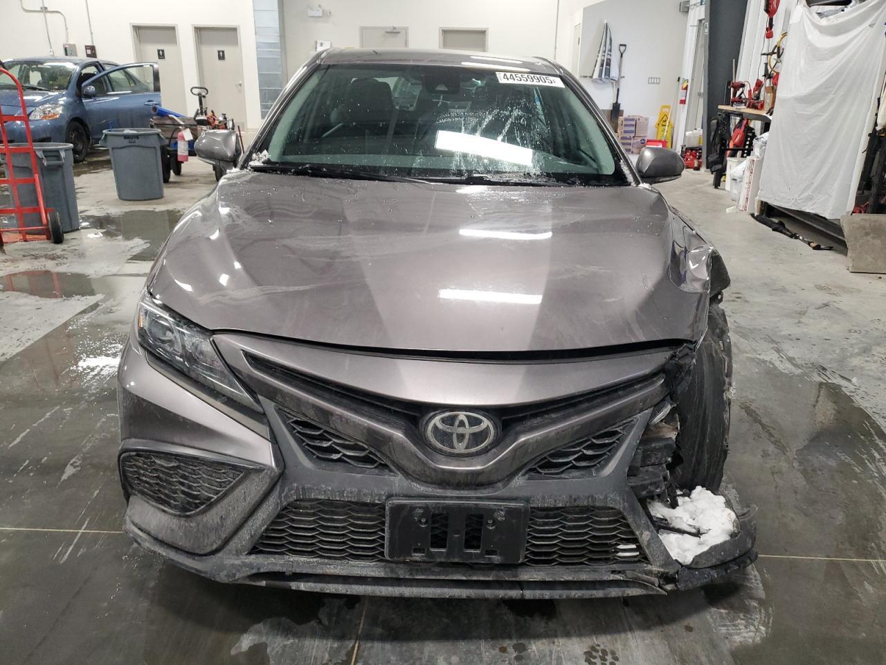 2021 TOYOTA CAMRY SE - Image 5