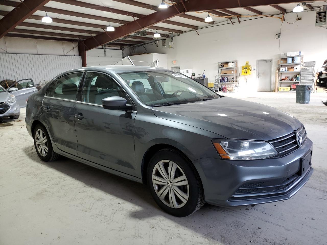2017 VOLKSWAGEN JETTA S - Фото 4
