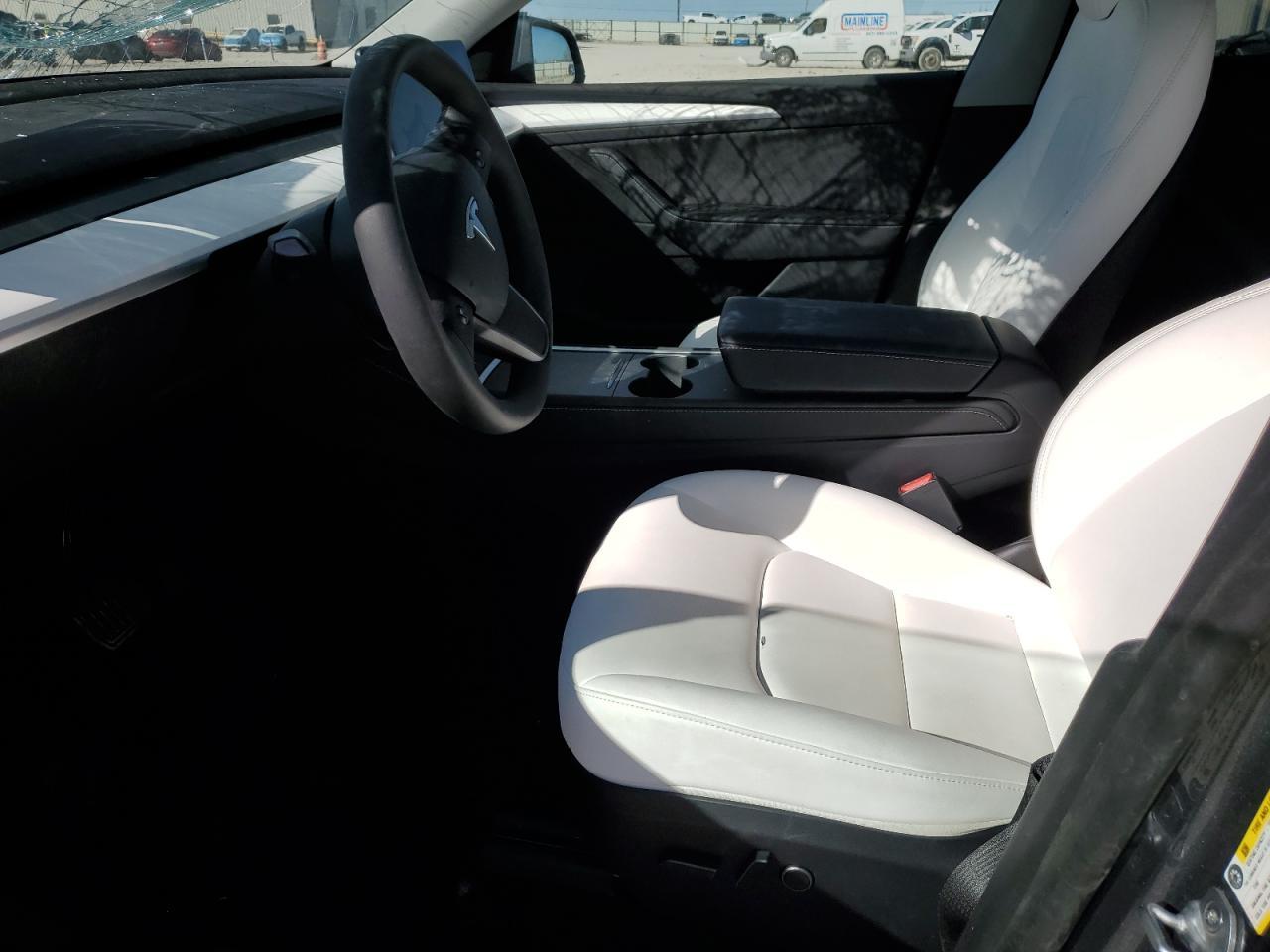 2023 TESLA MODEL Y - Фото 7