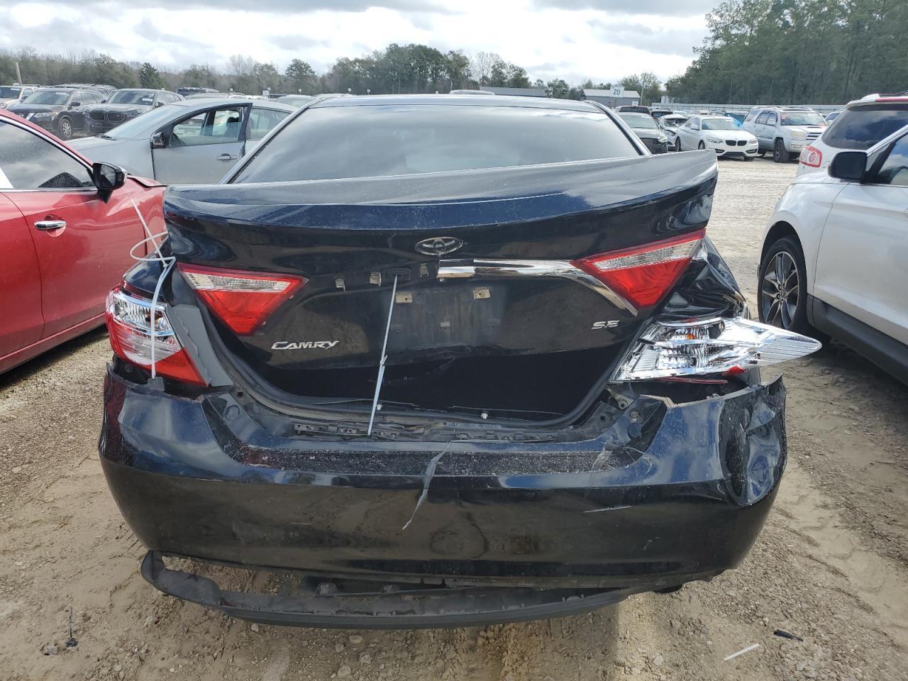 2017 TOYOTA CAMRY LE - Image 6