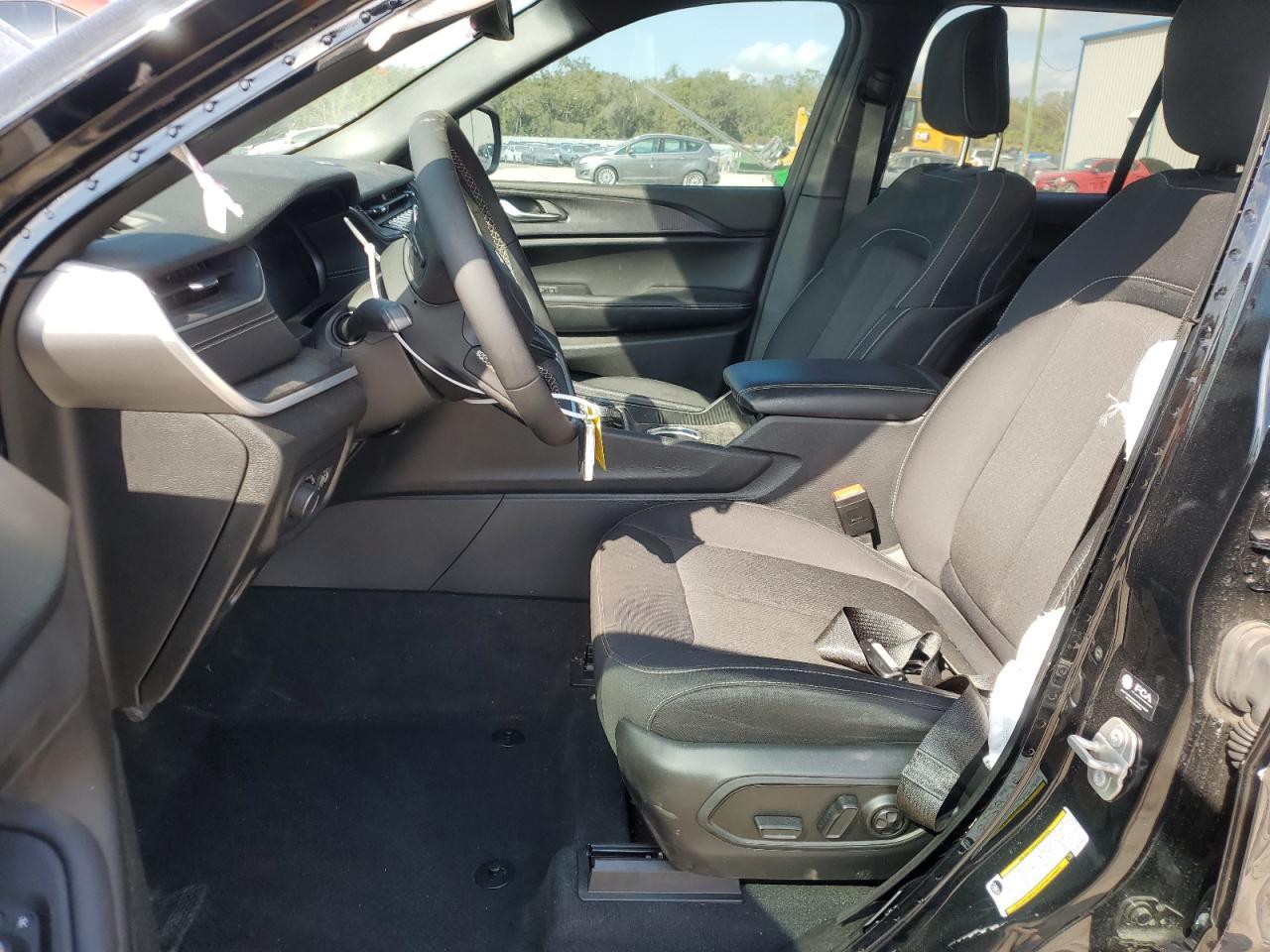 2024 JEEP GRAND CHER - Image 7