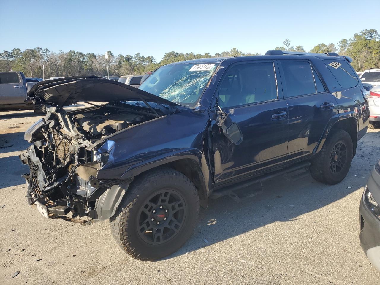 2022 TOYOTA 4RUNNER SR