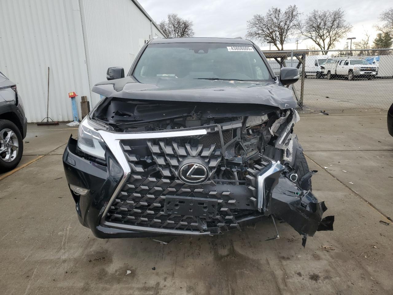 2022 LEXUS GX 460 - Фото 5
