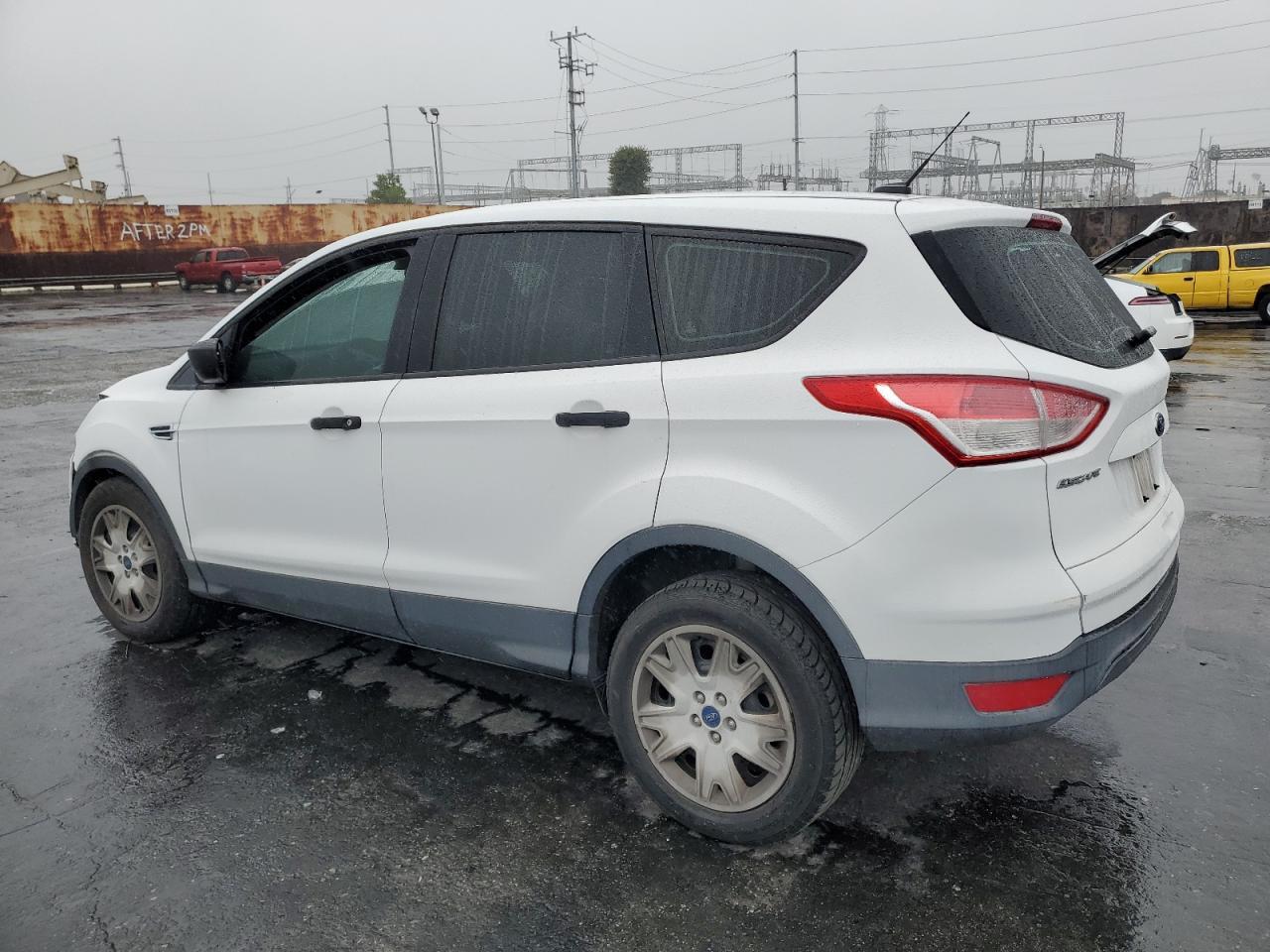 2015 FORD ESCAPE S - Image 2
