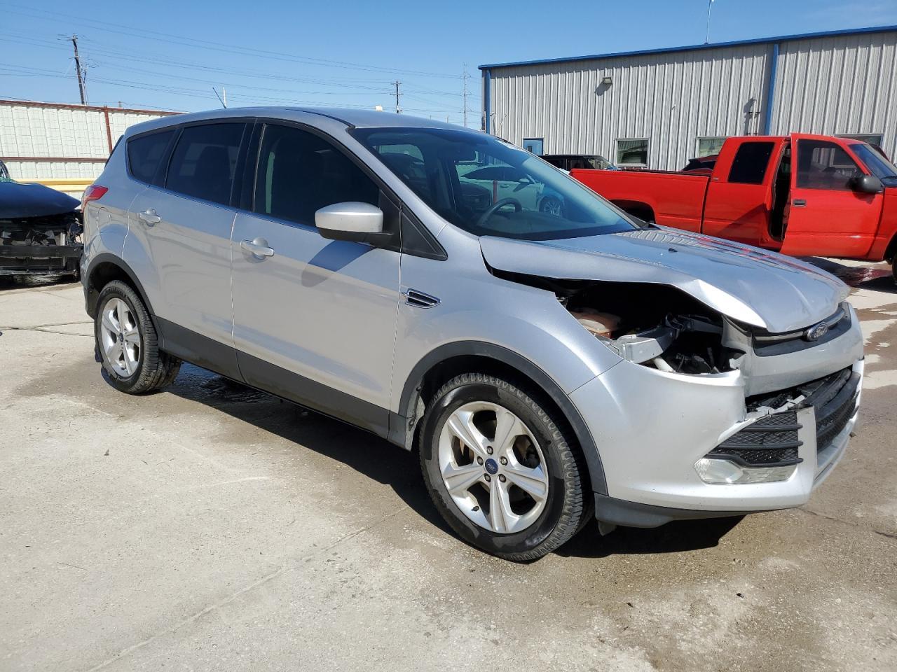 2015 FORD ESCAPE SE - Image 4