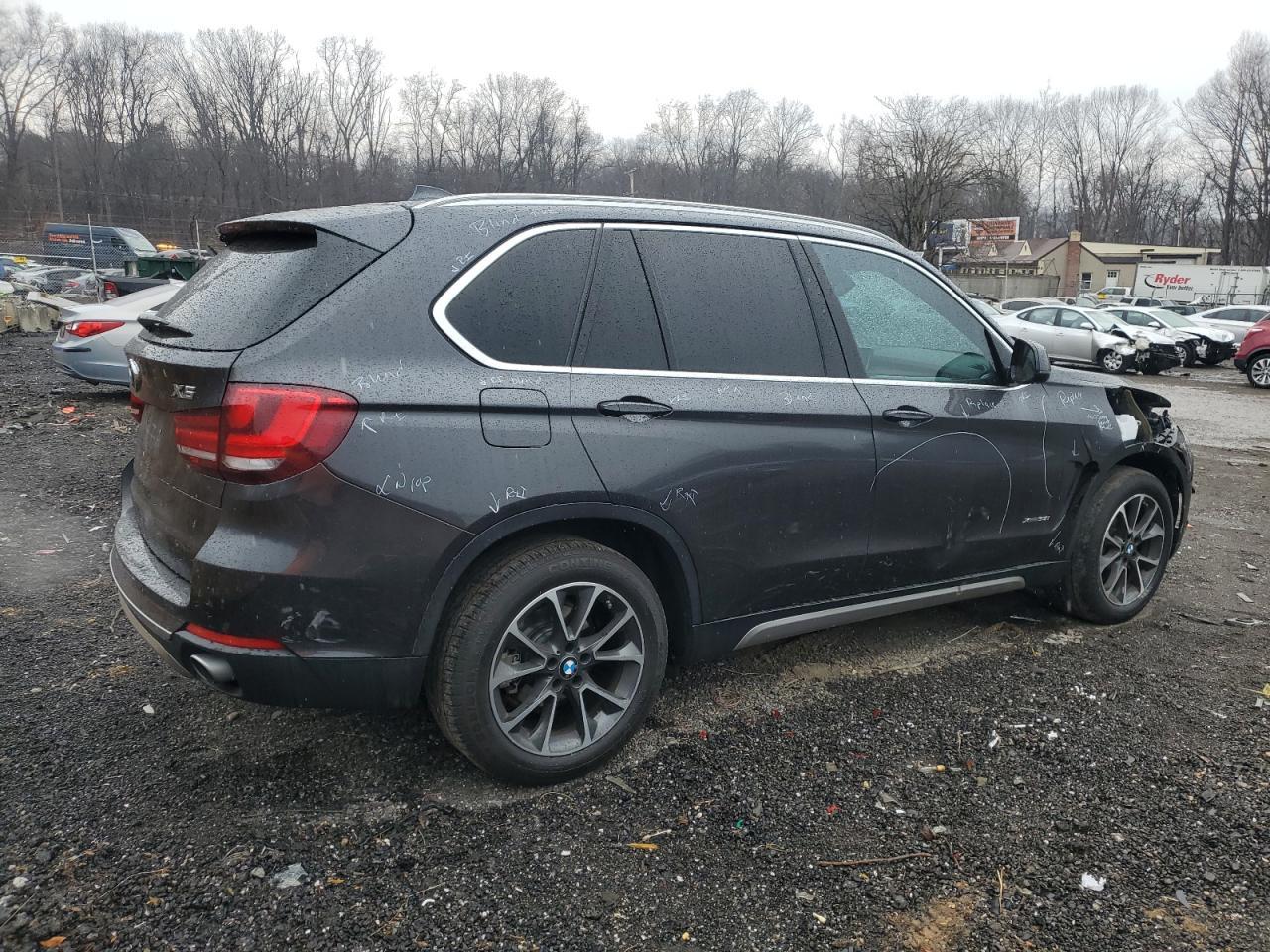 2017 BMW X5 XDRIVE3 - Фото 3