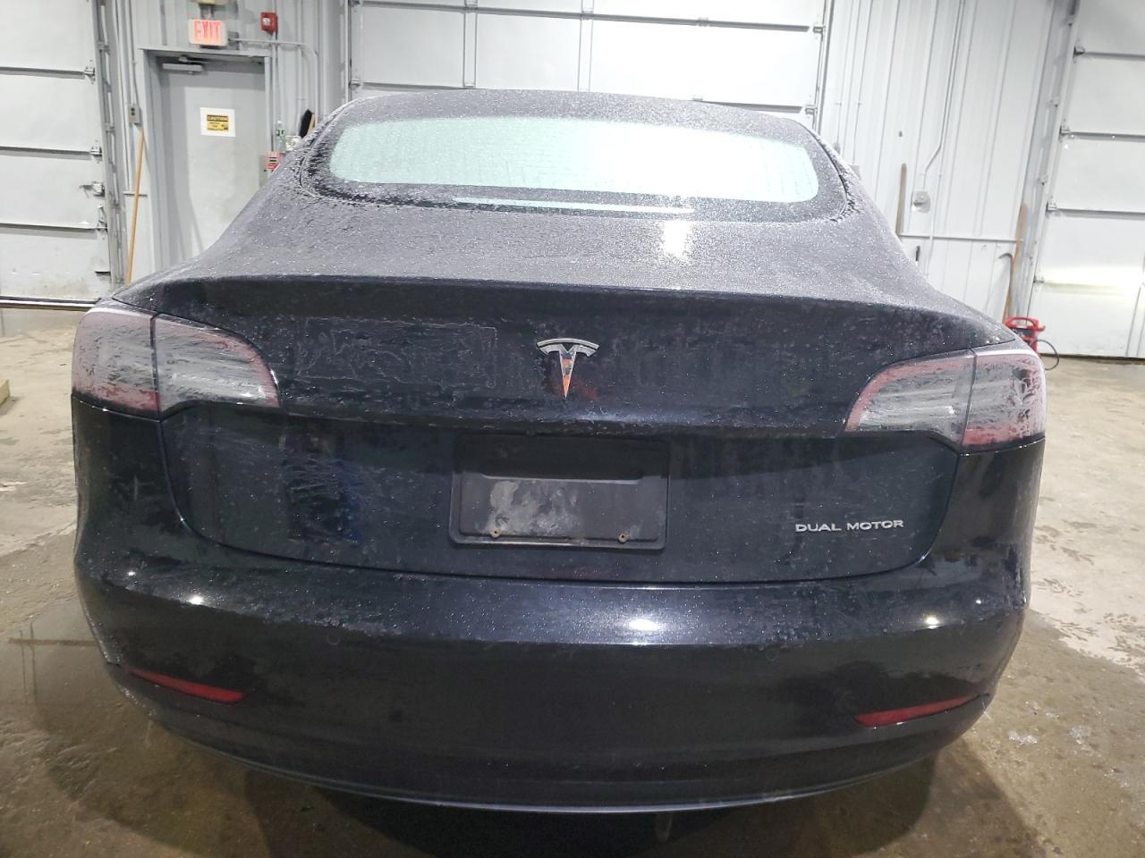 2019 TESLA MODEL 3 - Фото 6