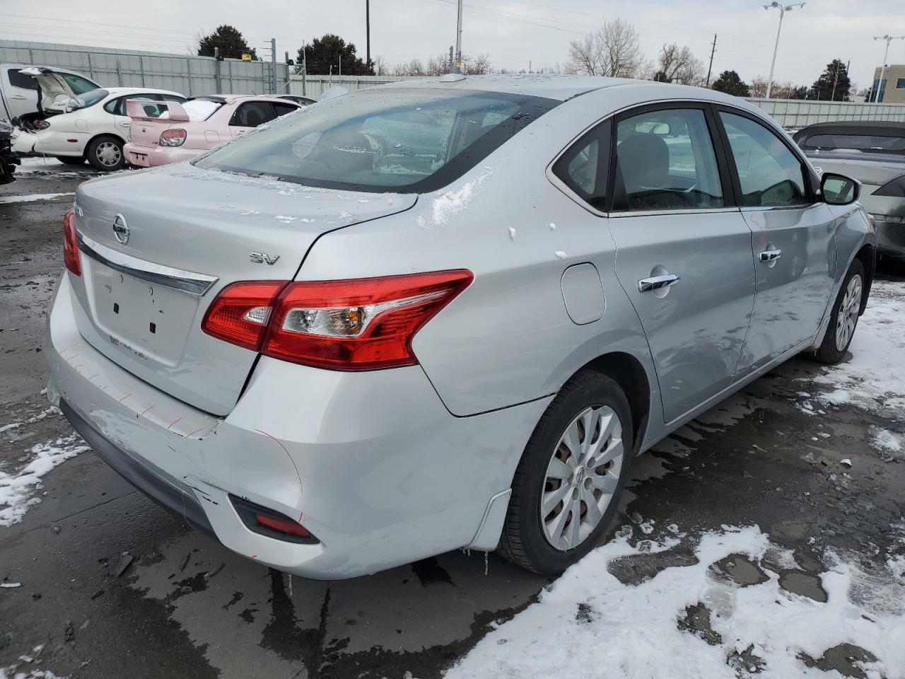 2017 NISSAN SENTRA S - Фото 3