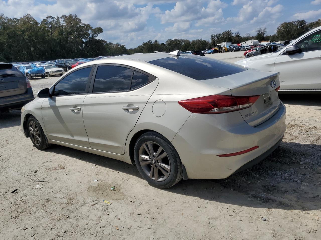 2017 HYUNDAI ELANTRA SE - Image 2