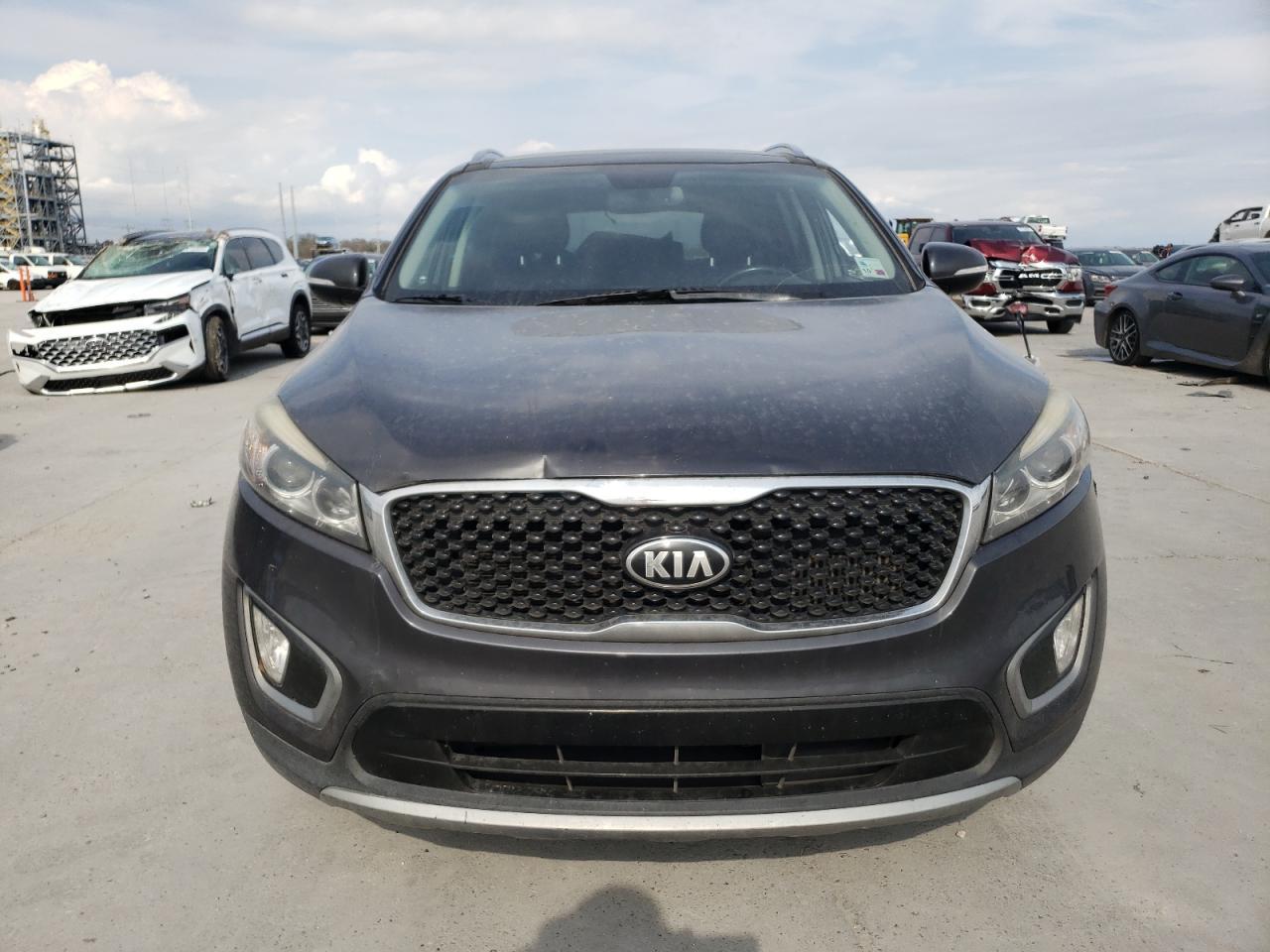 2016 KIA SORENTO EX - Image 5