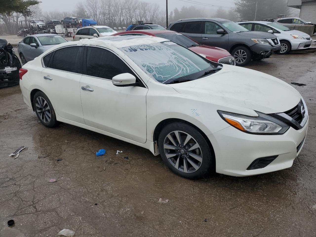 2016 NISSAN ALTIMA 2.5 - Фото 4