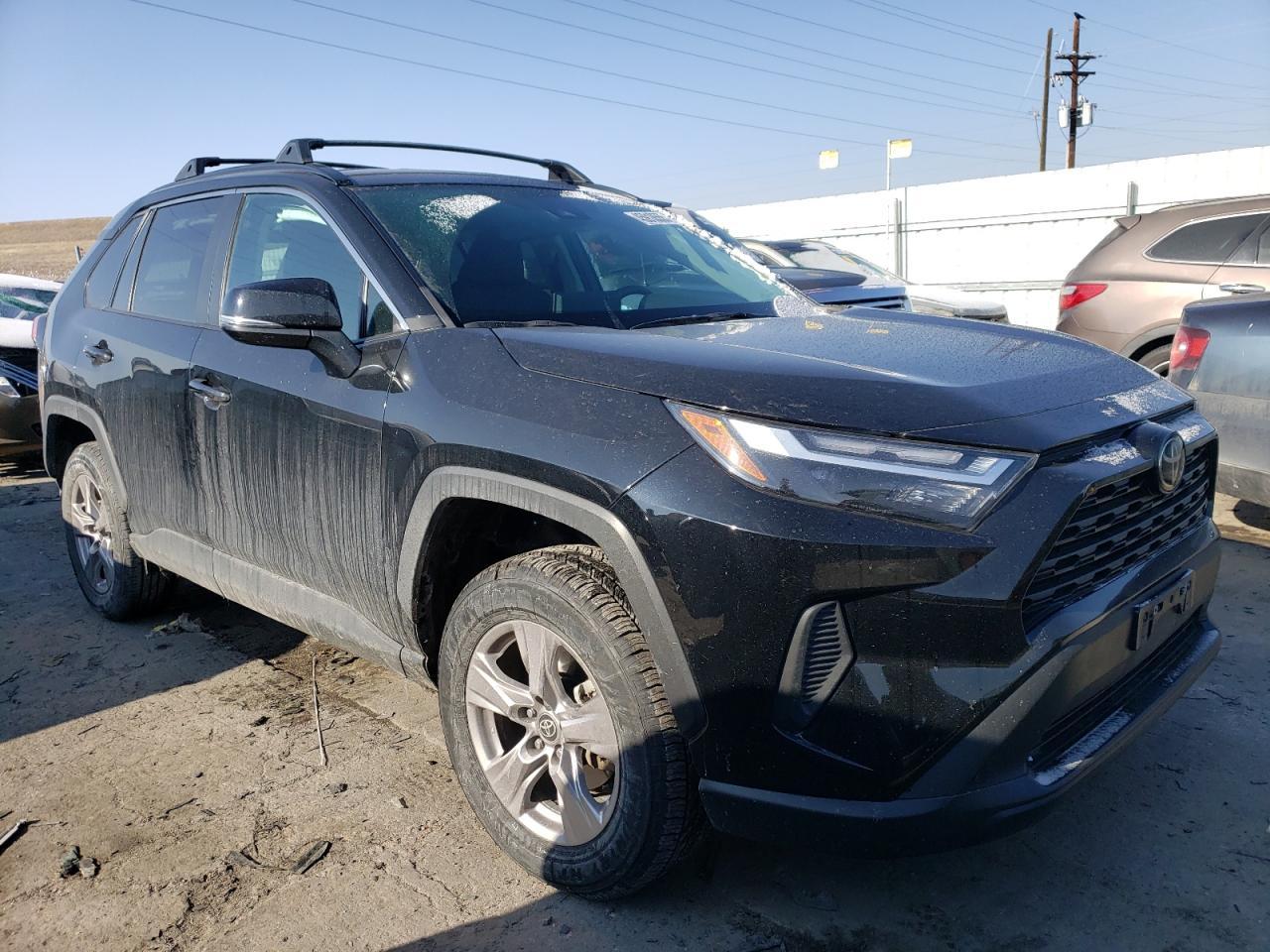 2022 TOYOTA RAV4 XLE - Image 4