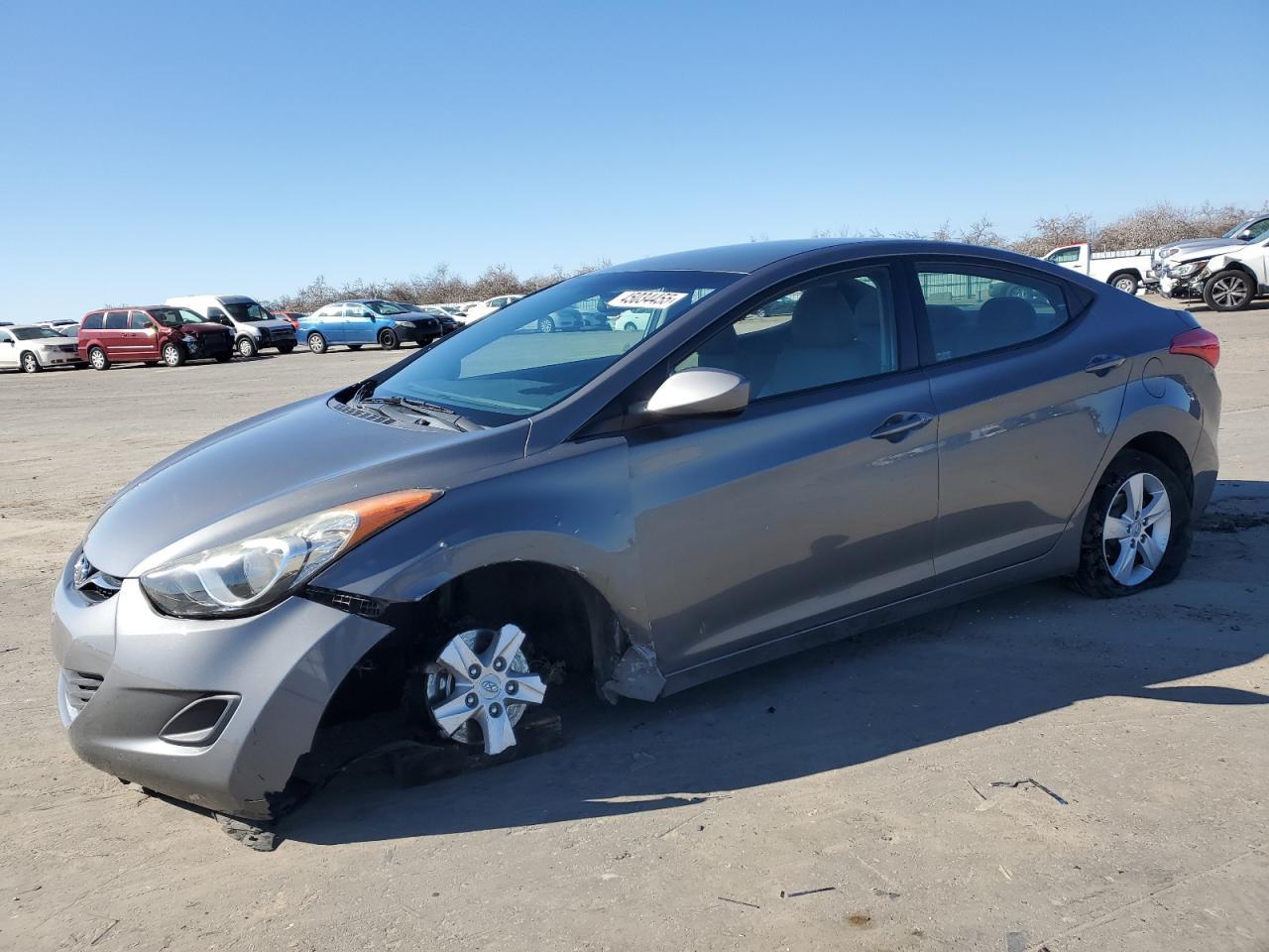 2013 HYUNDAI ELANTRA GL