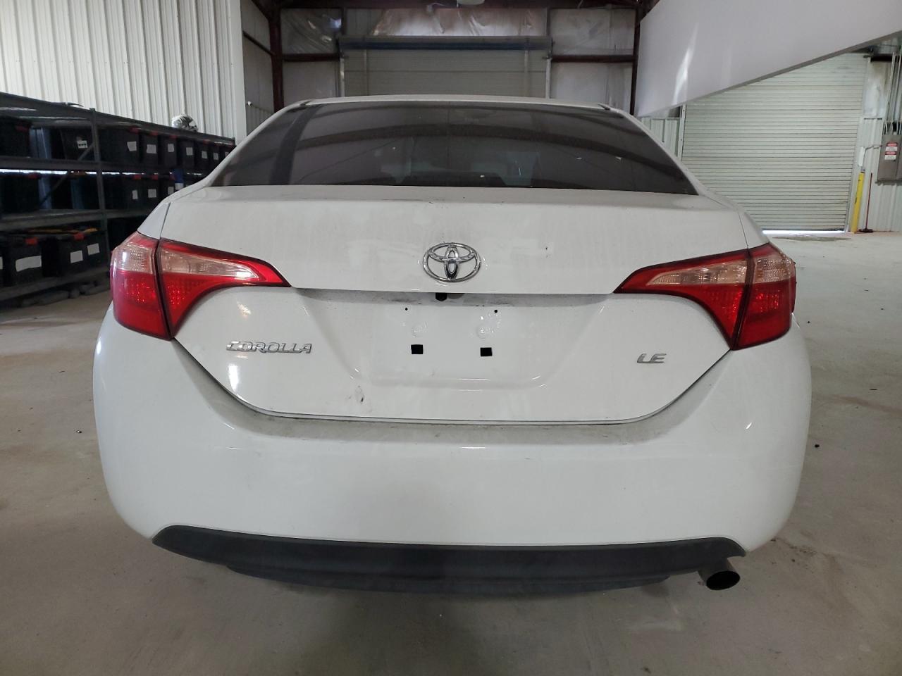 2018 TOYOTA COROLLA L - Image 6