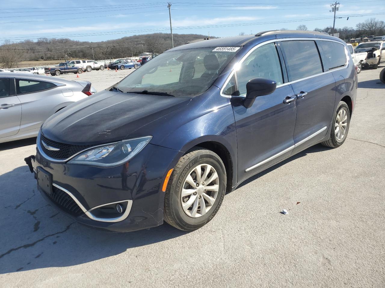 2017 CHRYSLER PACIFICA T