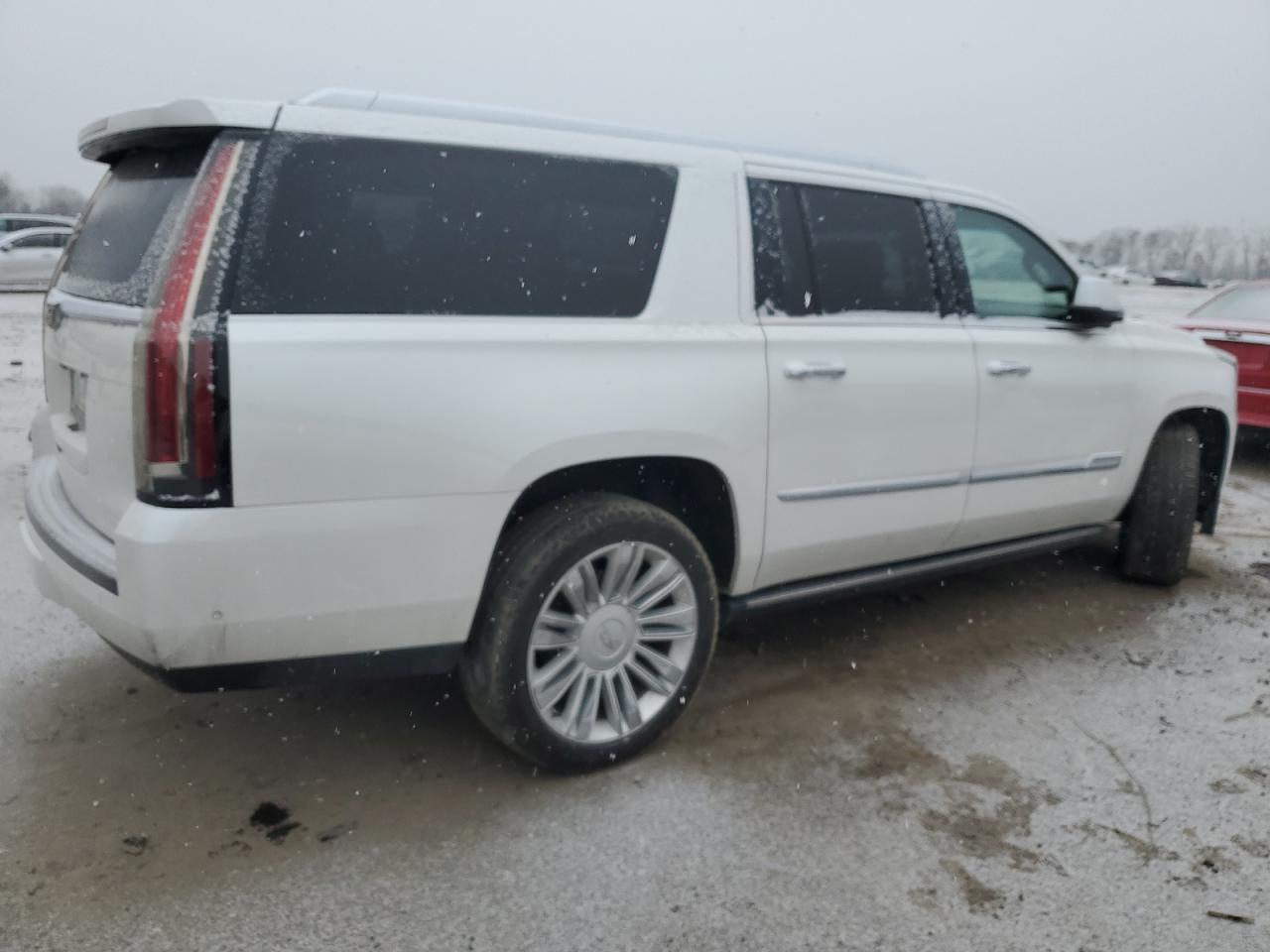 2017 CADILLAC ESCALADE E - Фото 3