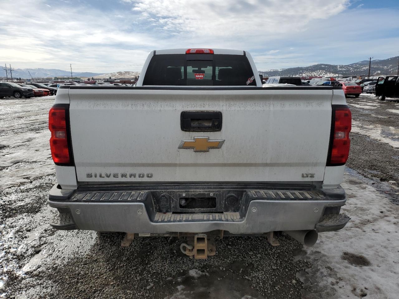 2018 CHEVROLET SILVERADO - Image 6