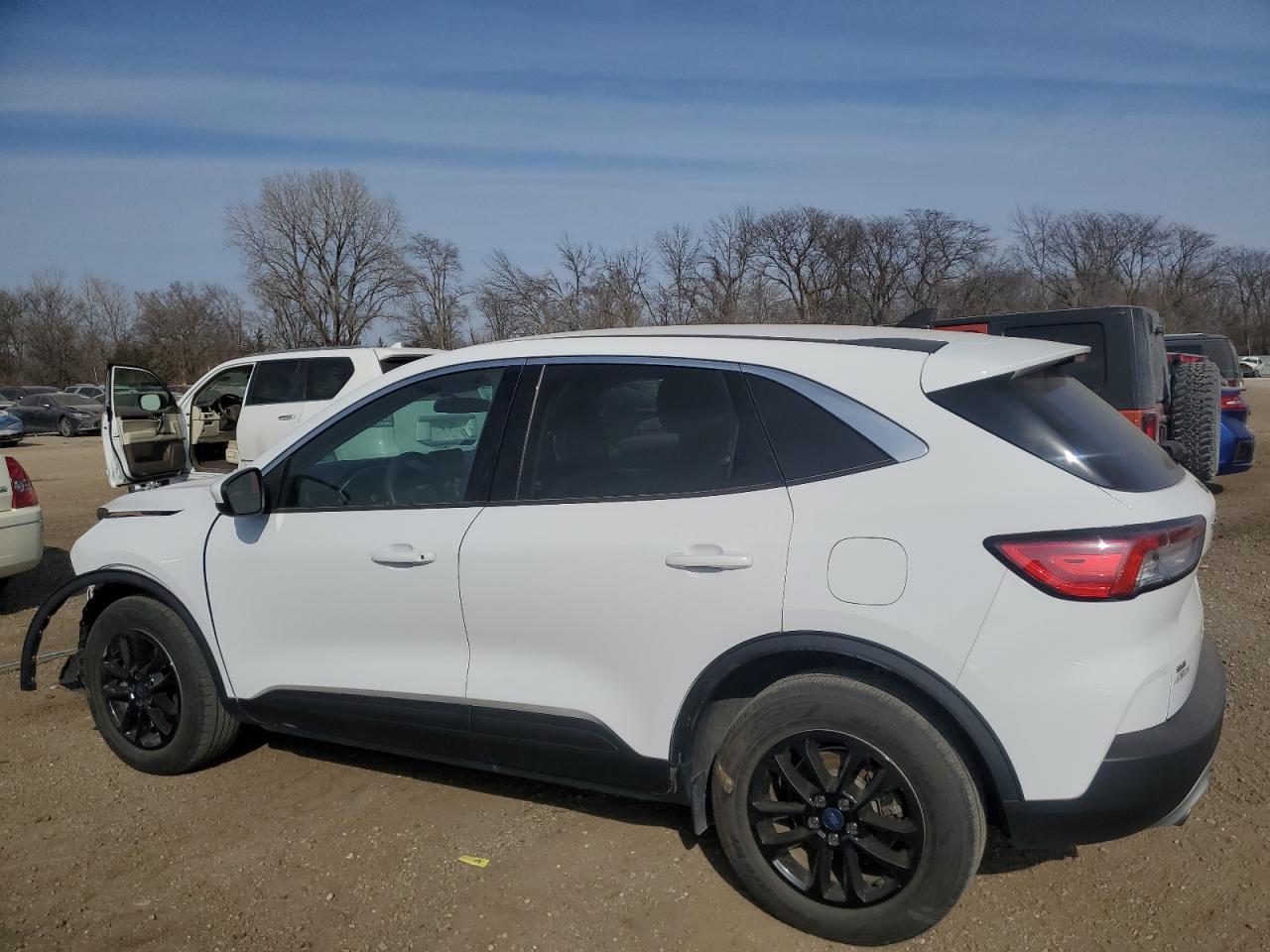 2020 FORD ESCAPE SE - Image 2