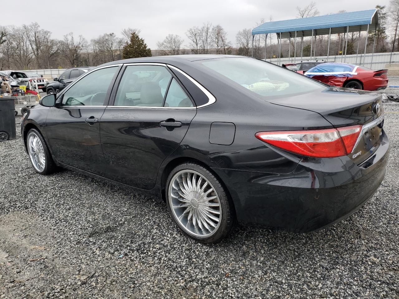 2016 TOYOTA CAMRY LE - Фото 2