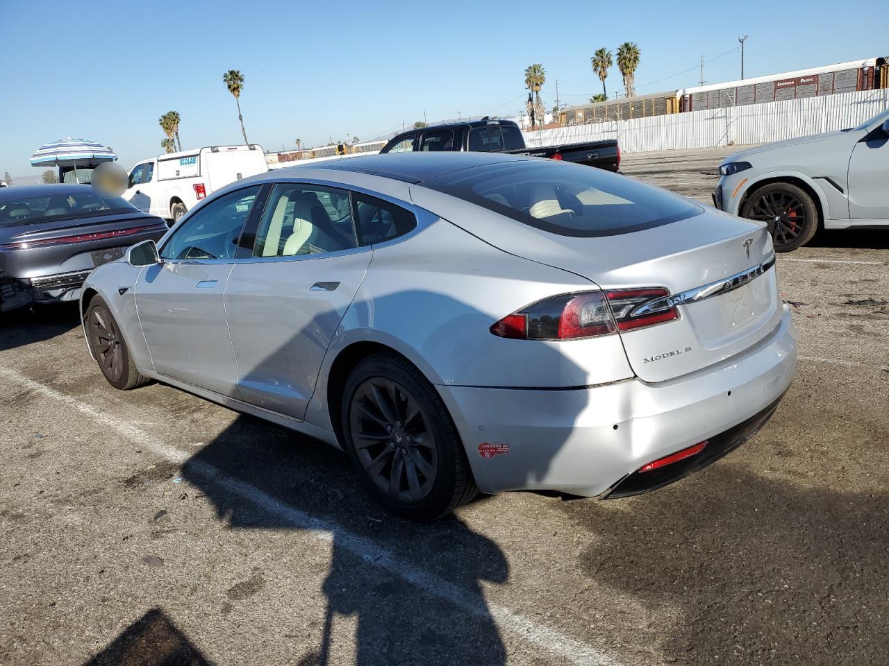 2018 TESLA MODEL S - Фото 2