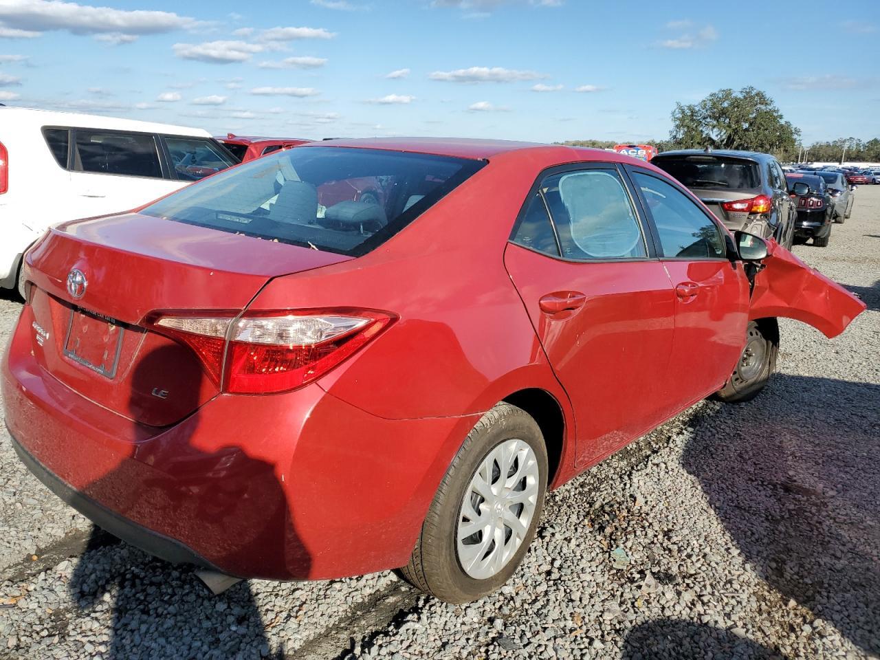 2018 TOYOTA COROLLA L - Фото 3