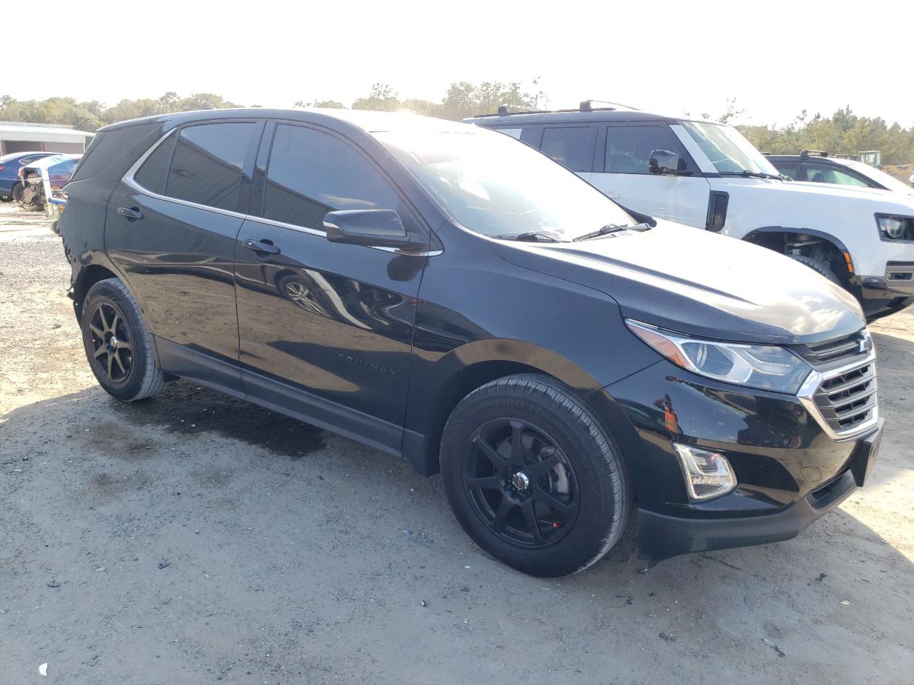 2019 CHEVROLET EQUINOX LT - Image 4