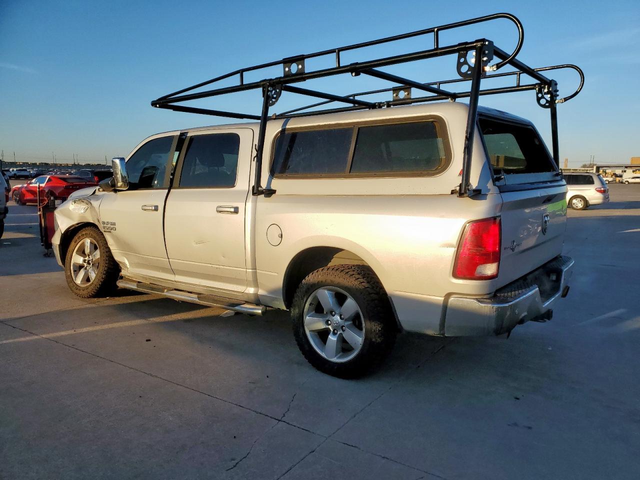 2019 RAM 1500 CLASS - Фото 2