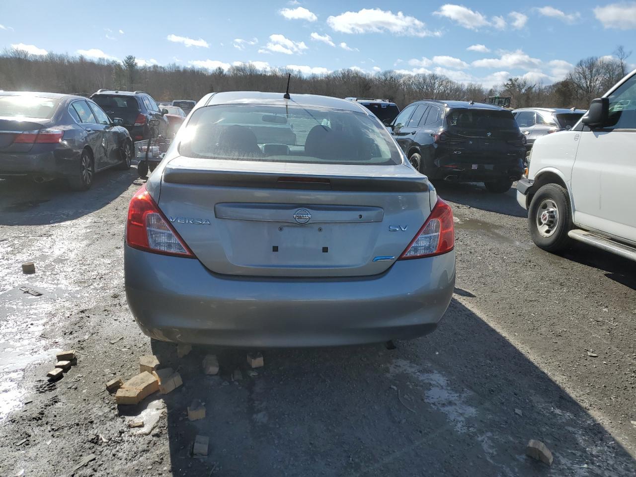 2014 NISSAN VERSA S - Фото 6