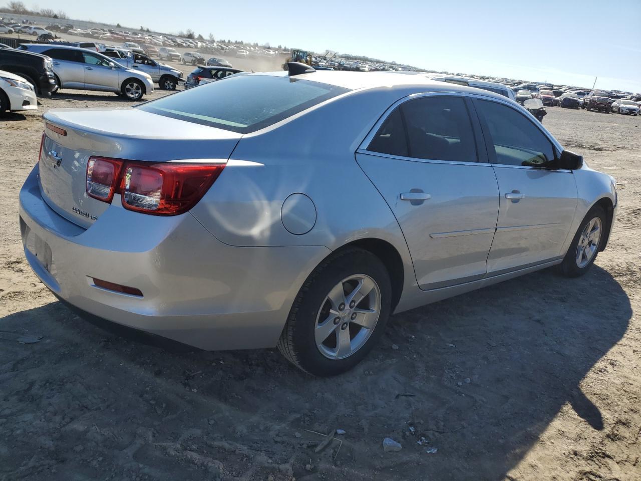 2015 CHEVROLET MALIBU LS - Image 3