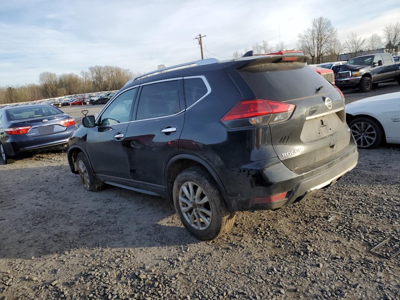 2017 NISSAN ROGUE S - Фото 2