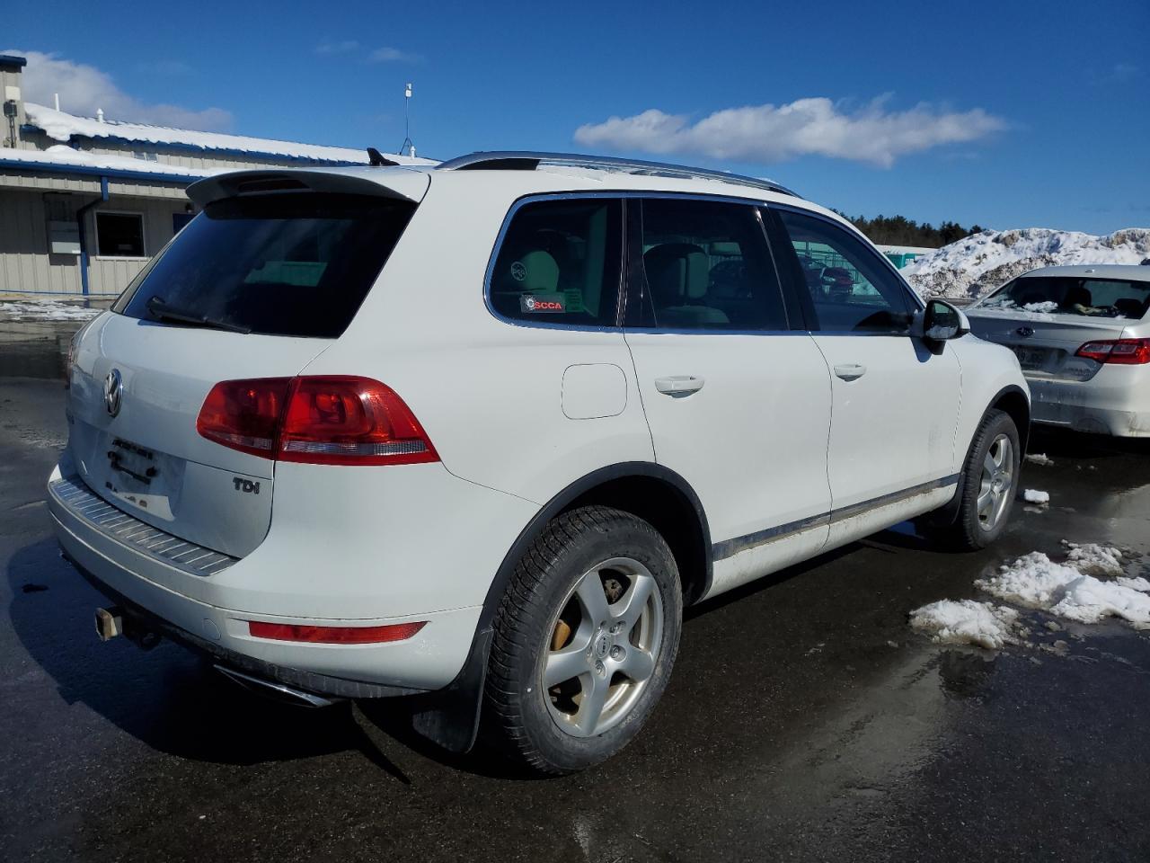 2014 VOLKSWAGEN TOUAREG V6 - Image 3