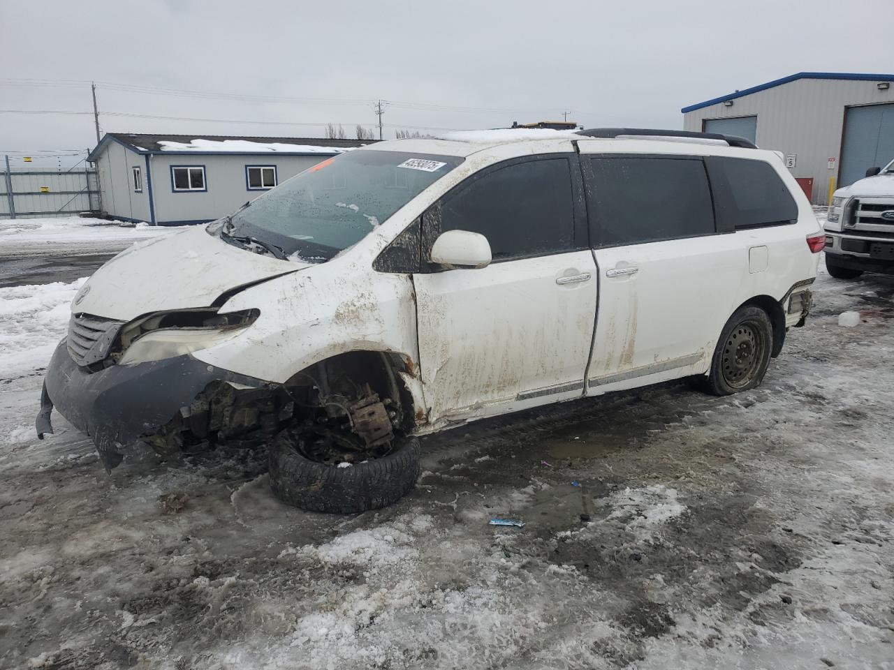 2015 TOYOTA SIENNA XLE