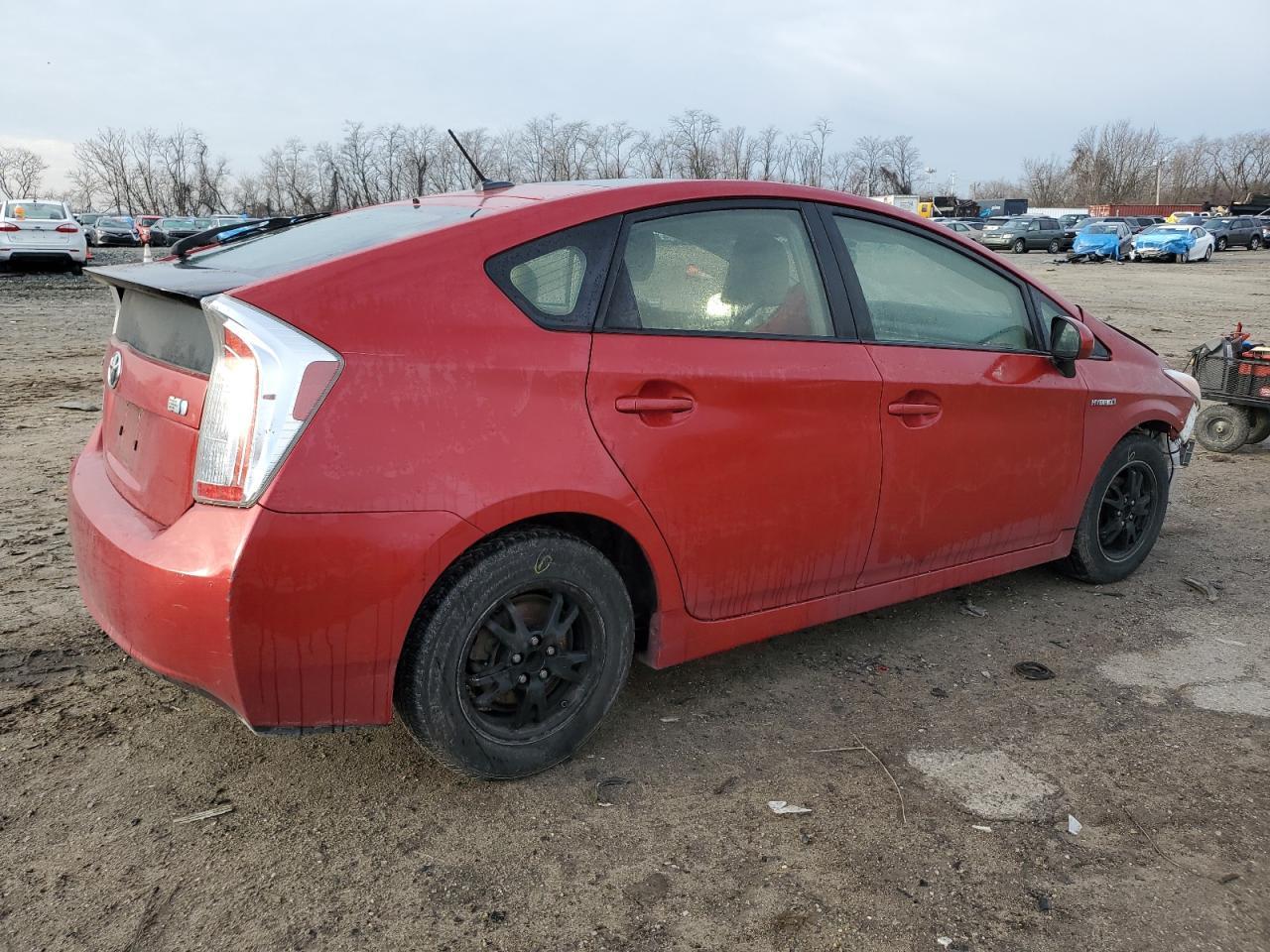 2015 TOYOTA PRIUS - Фото 3
