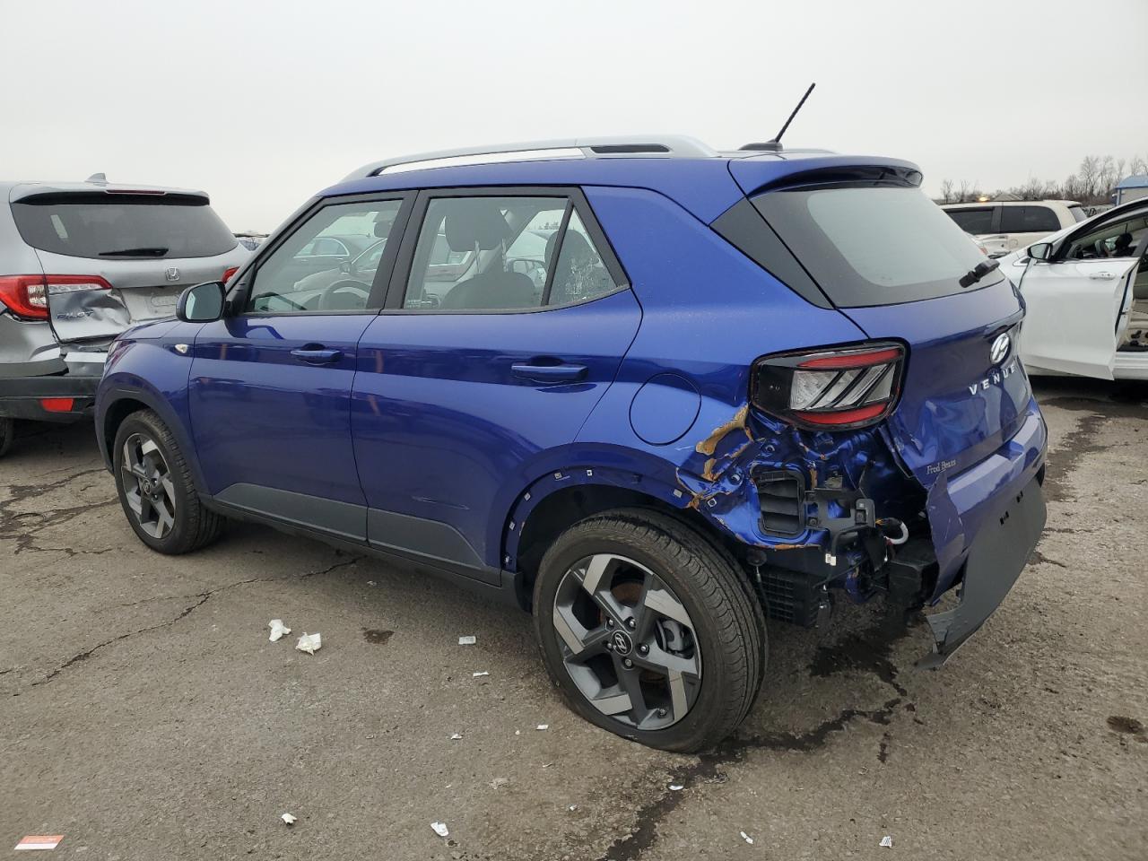 2024 HYUNDAI VENUE SEL - Фото 2