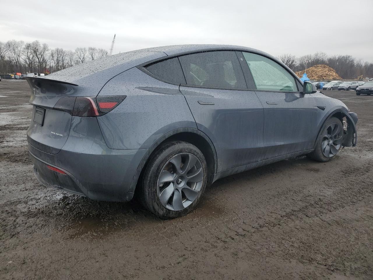 2023 TESLA MODEL Y - Image 3