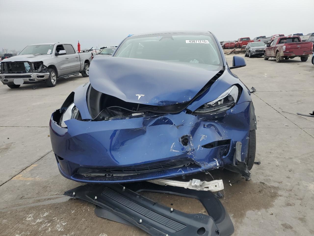 2023 TESLA MODEL Y - Фото 5