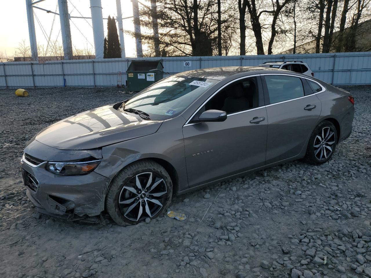 2017 CHEVROLET MALIBU LT