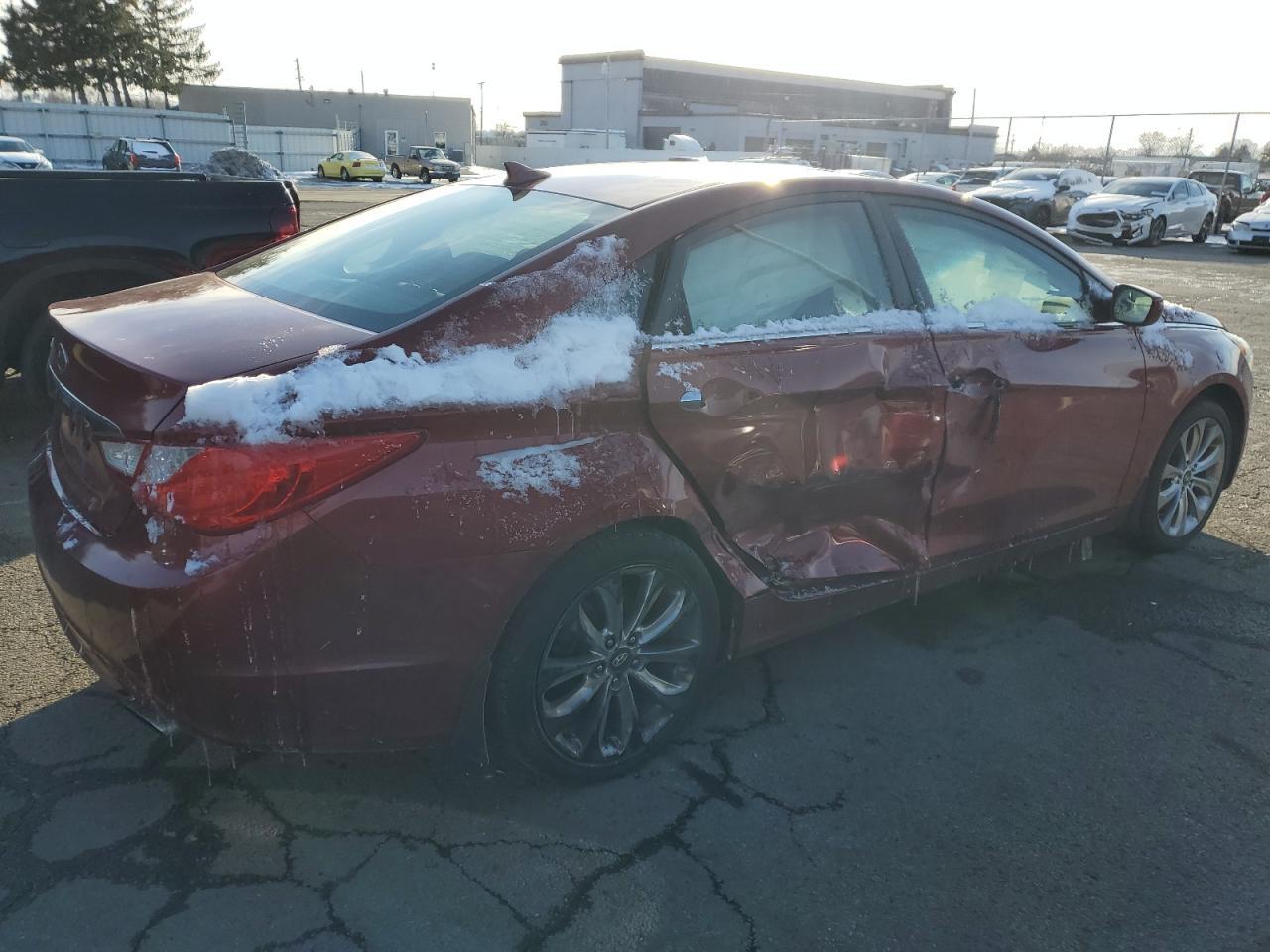 2013 HYUNDAI SONATA SE - Фото 3
