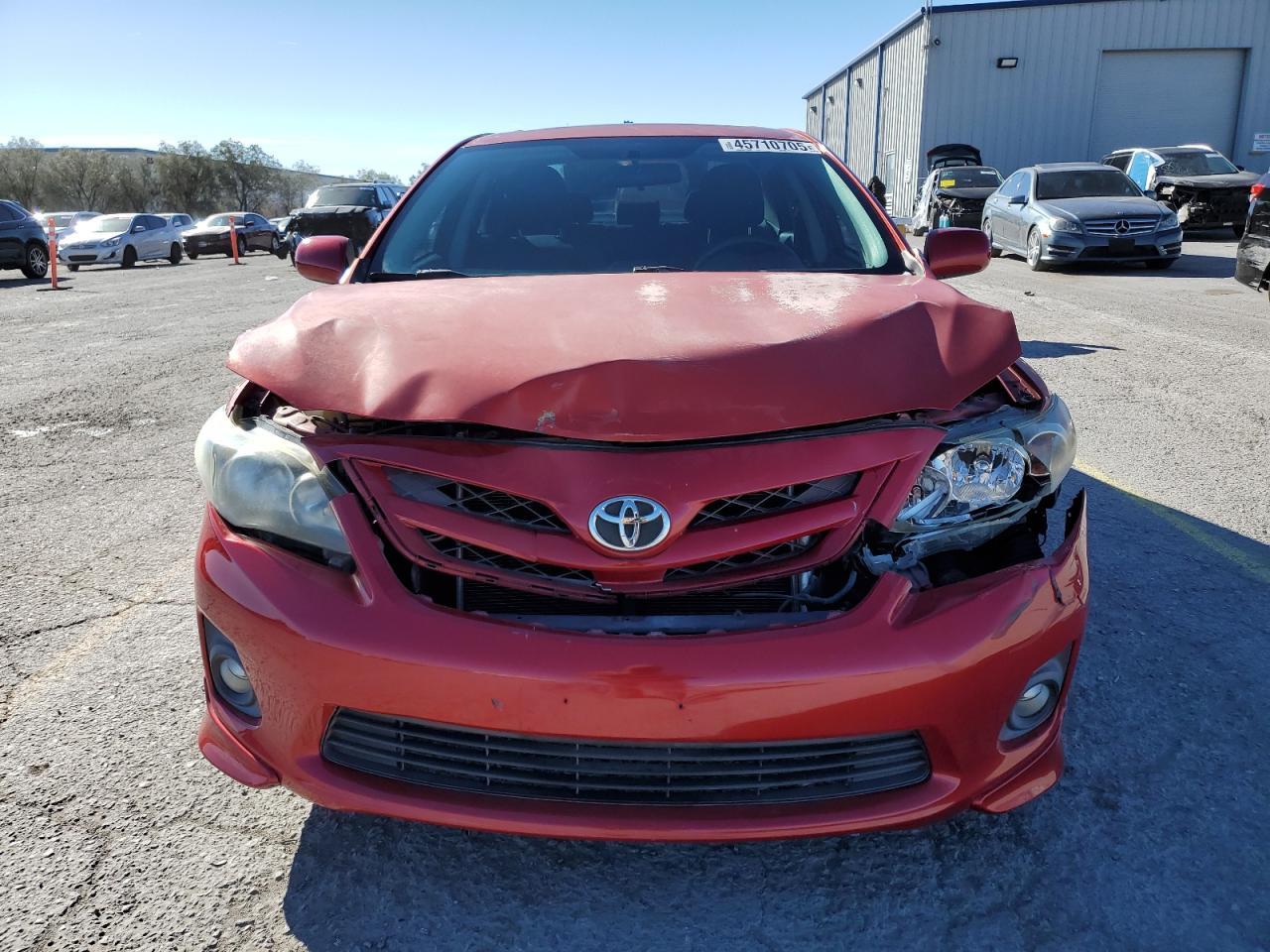 2013 TOYOTA COROLLA BA - Фото 5