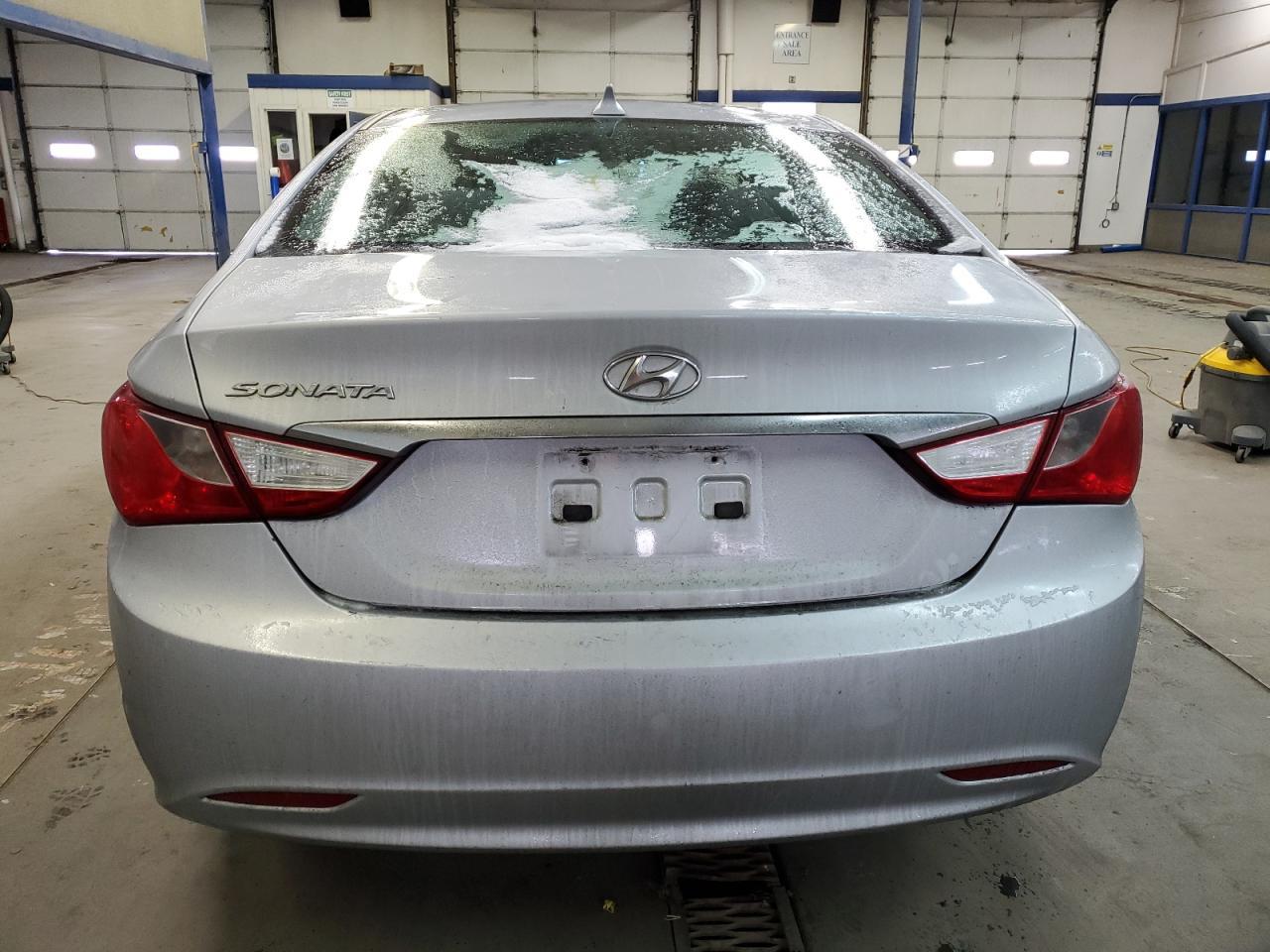 2011 HYUNDAI SONATA GLS - Фото 6