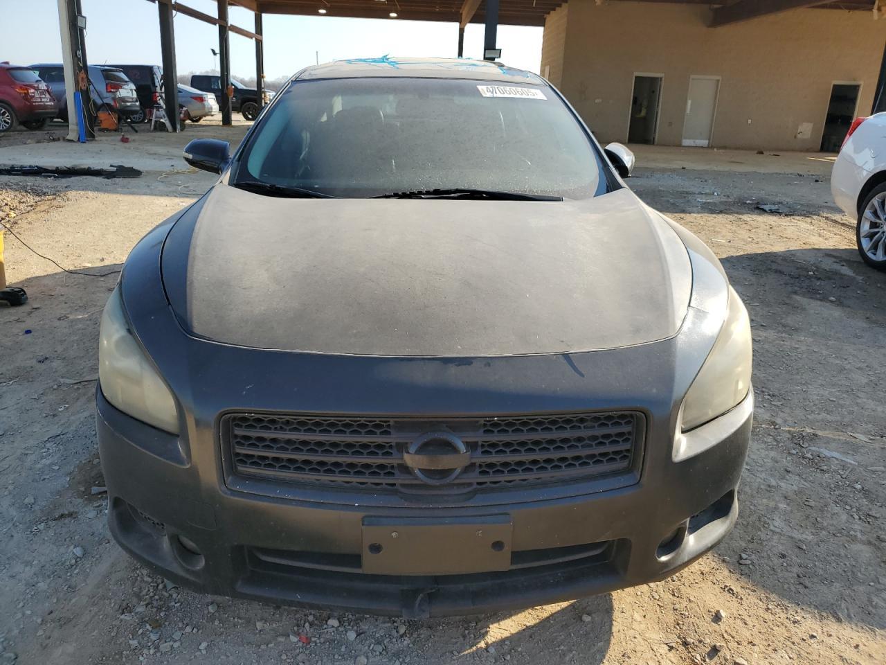 2011 NISSAN MAXIMA S - Image 5