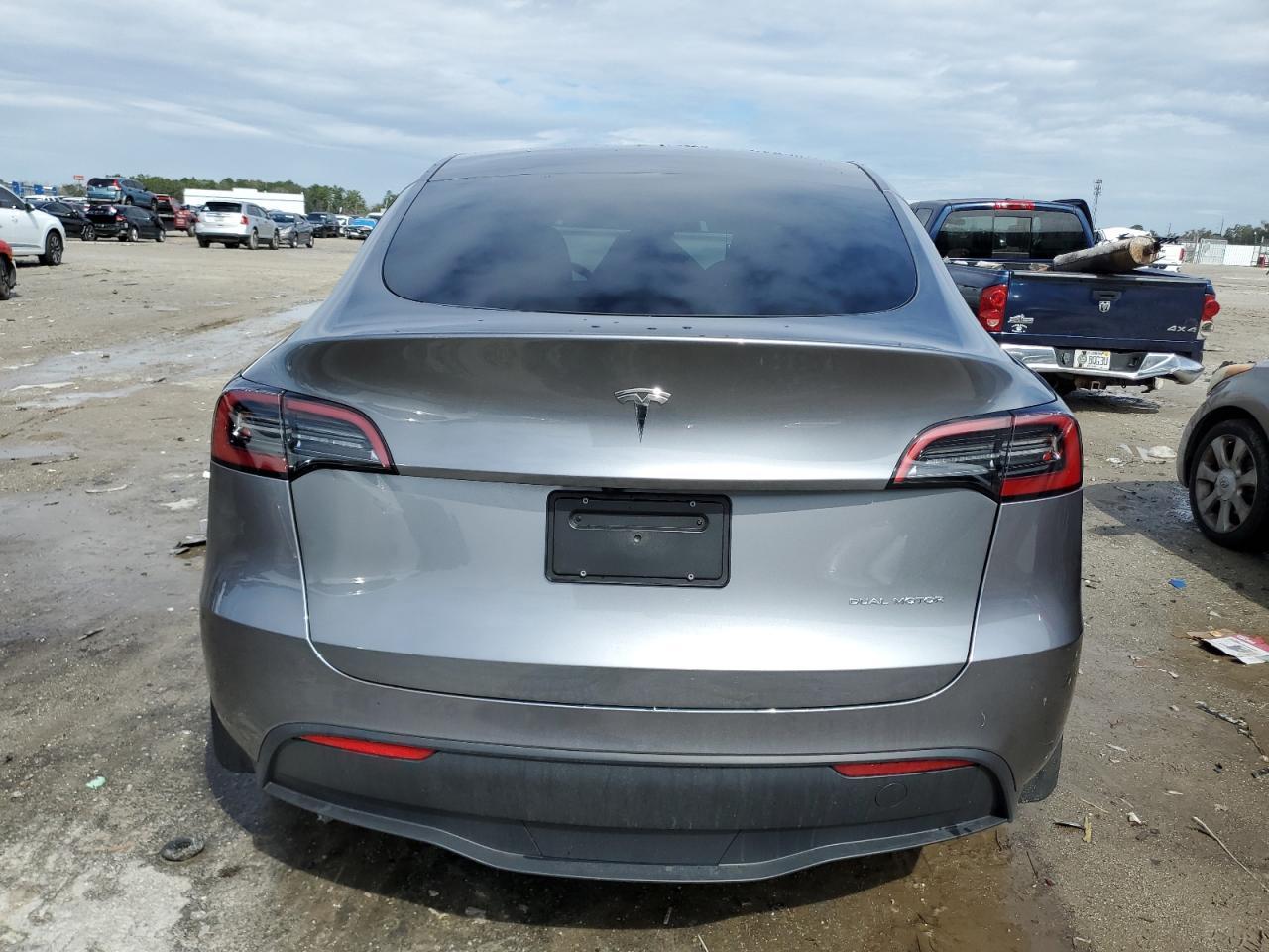 2024 TESLA MODEL Y - Image 6