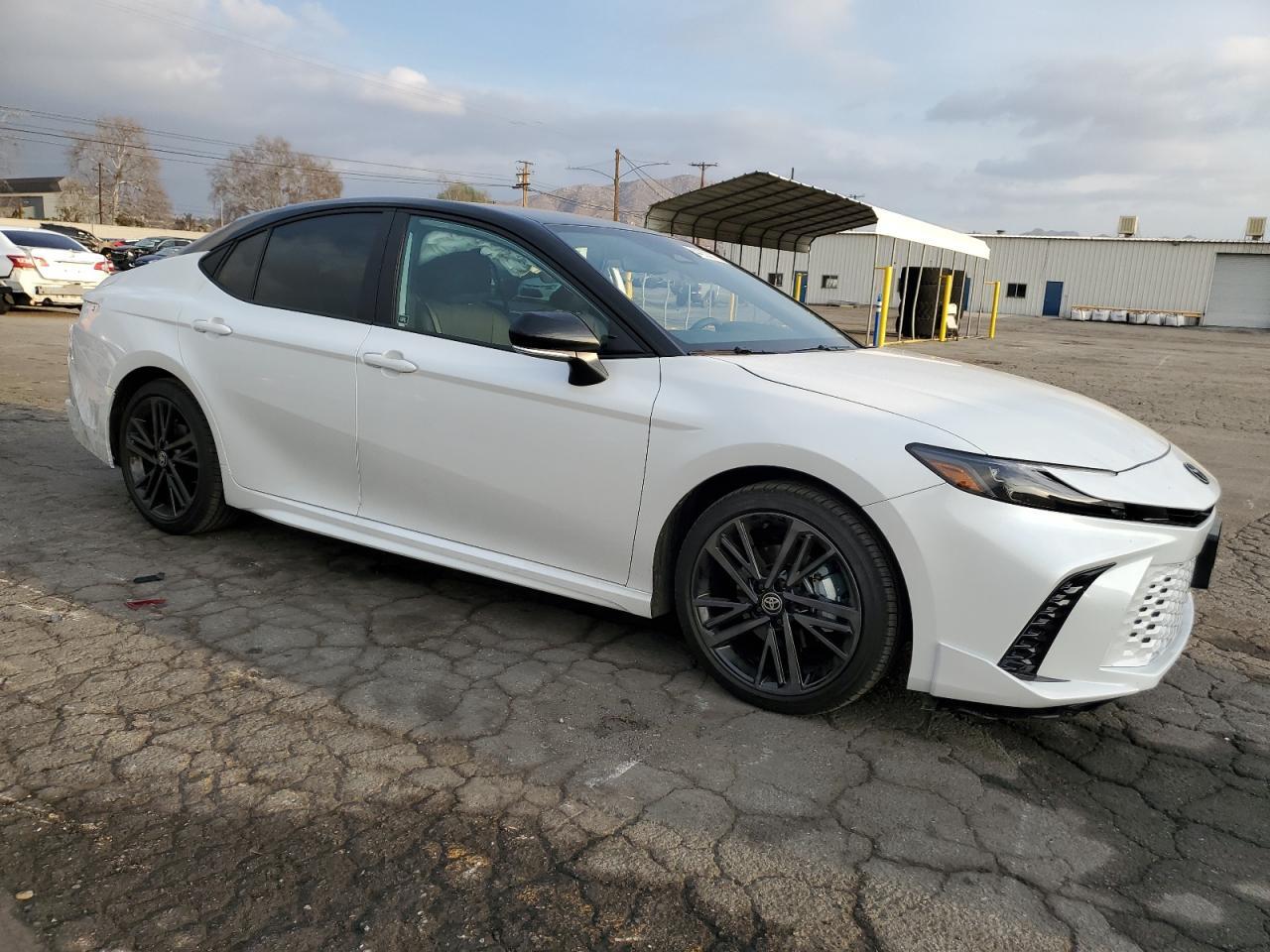2025 TOYOTA CAMRY XSE - Фото 4