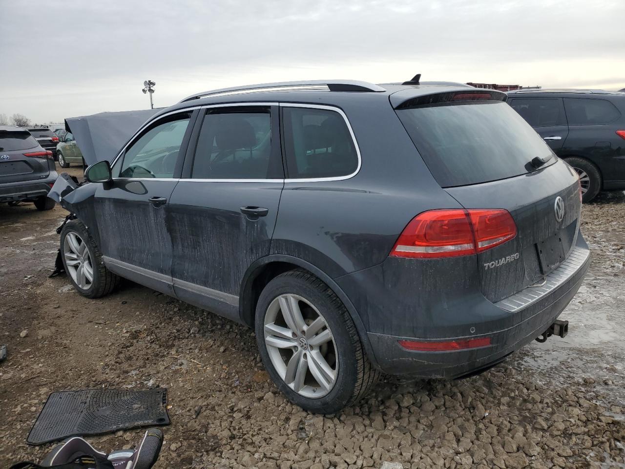 2013 VOLKSWAGEN TOUAREG V6 - Фото 2