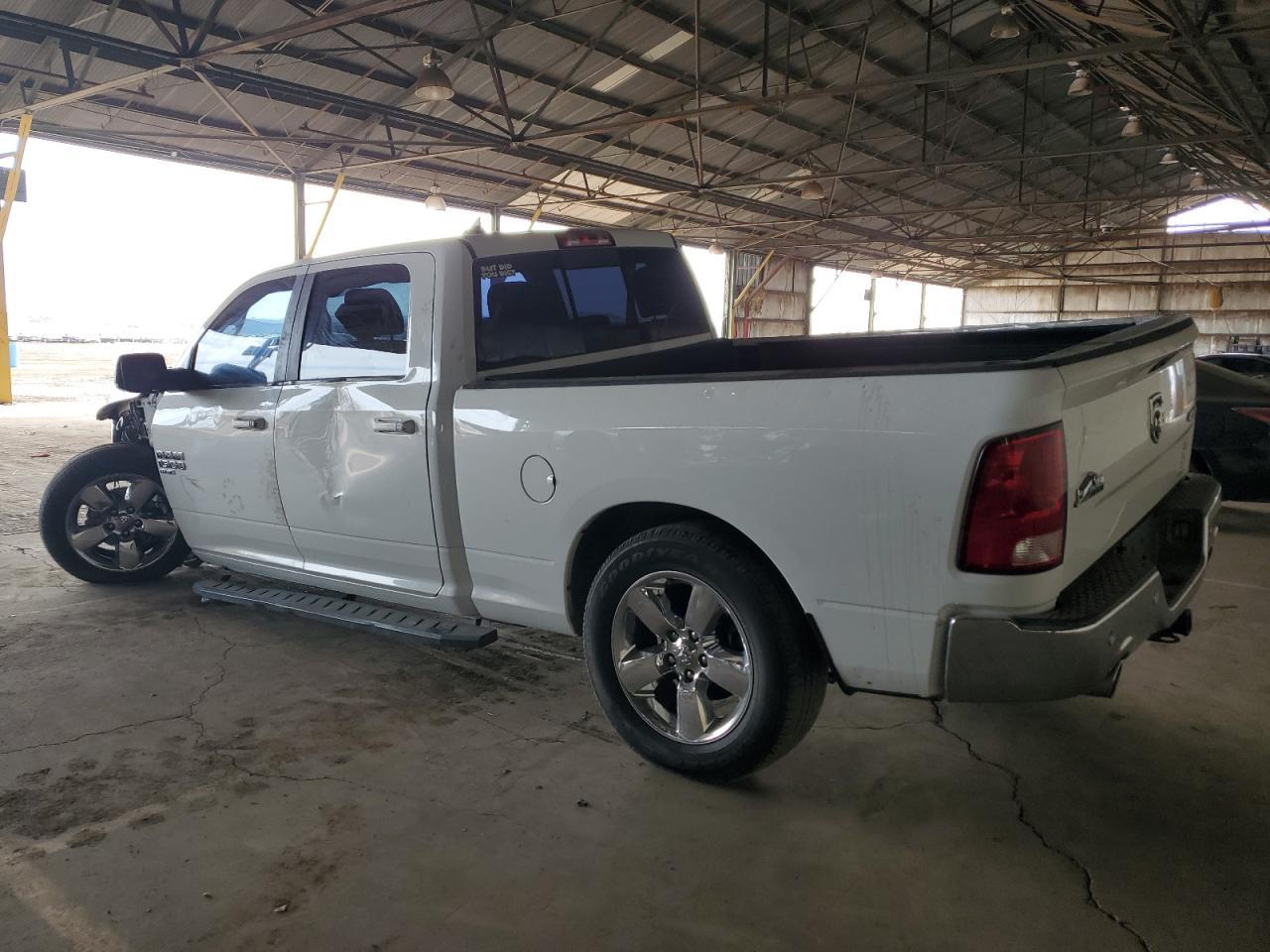 2019 RAM 1500 CLASS - Image 2