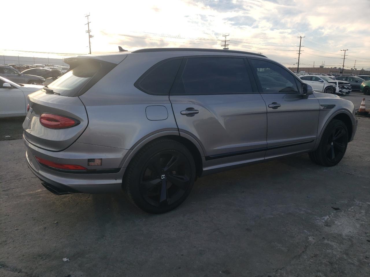 2023 BENTLEY BENTAYGA - Image 3