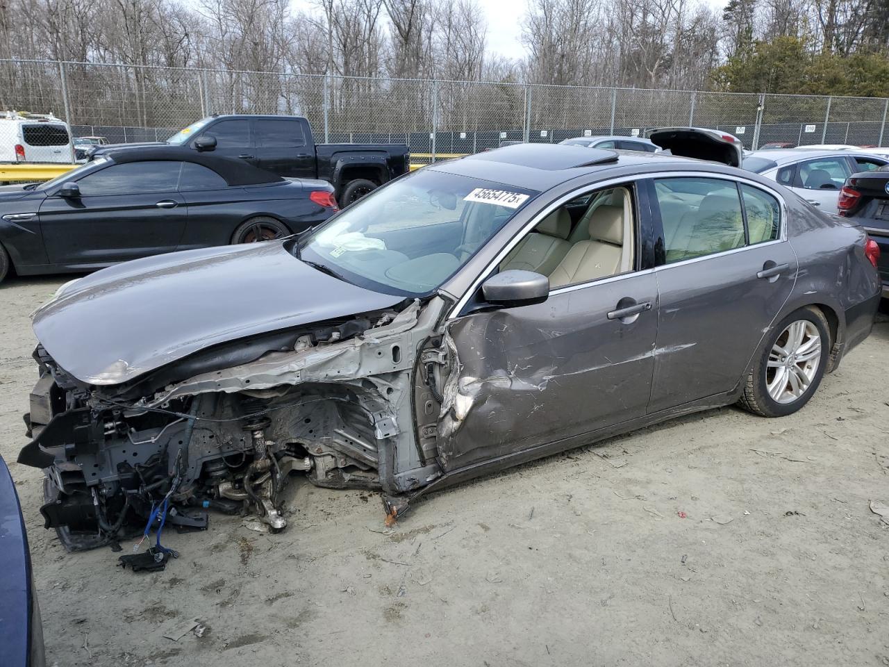 2011 INFINITI G37