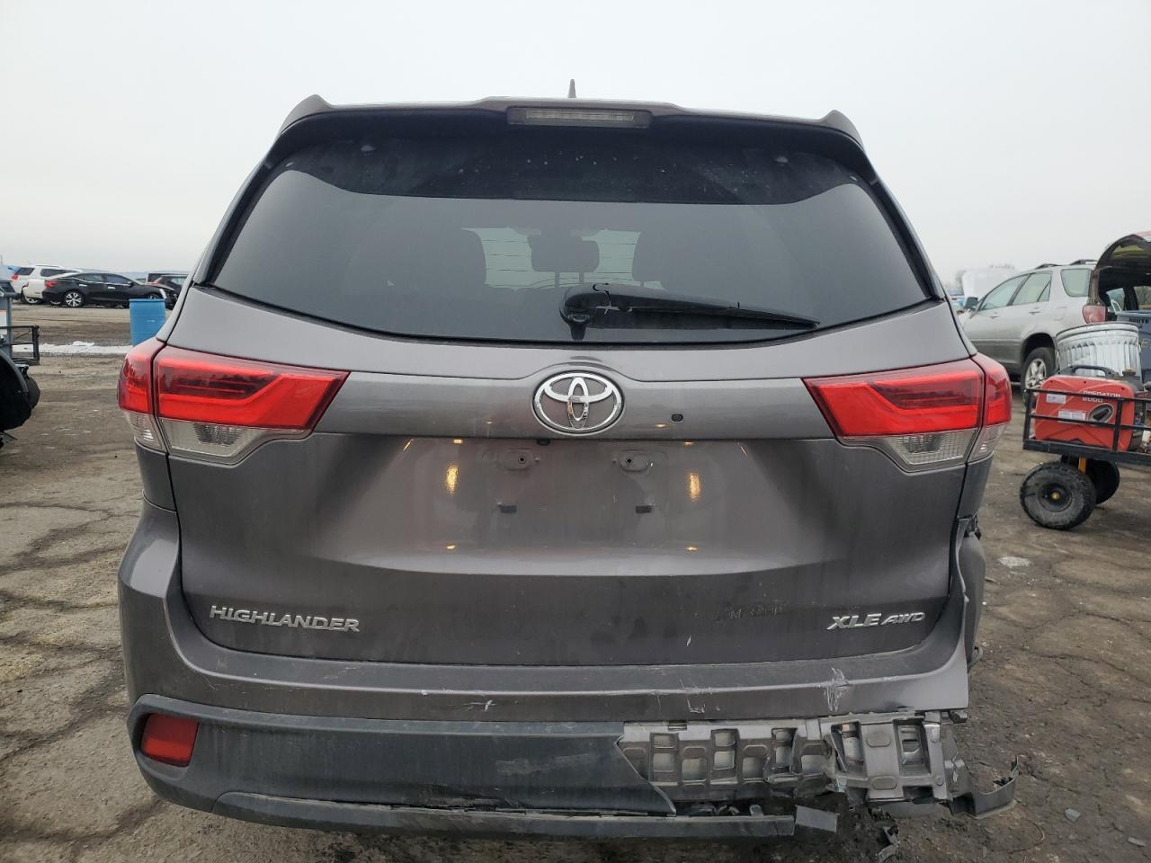 2019 TOYOTA HIGHLANDER - Image 6
