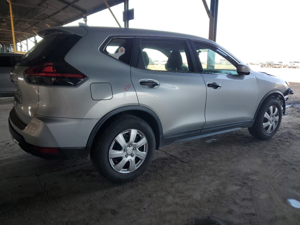 2018 NISSAN ROGUE S - Фото 3