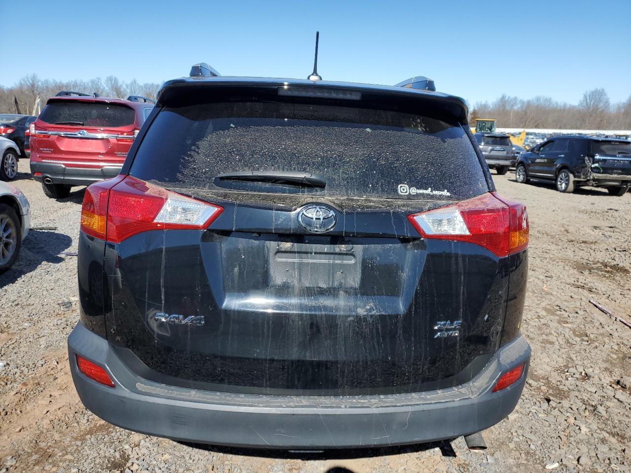 2015 TOYOTA RAV4 XLE - Фото 6
